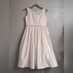 Tip Top White Flower Girl/First Communion Dress   Size 6